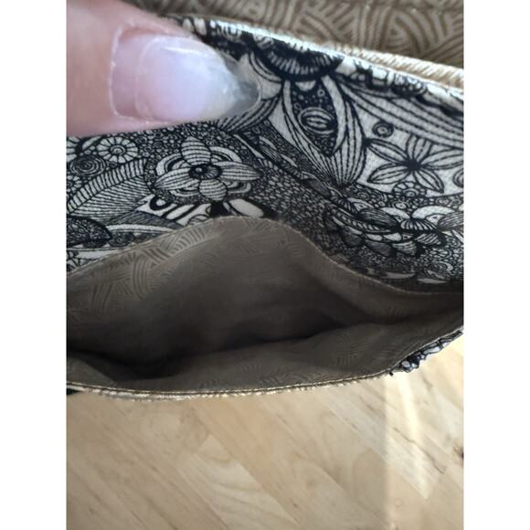 Sakroots Crossbody Black Spirit Lace Canvas Coated Bag Purse EUC - Picture 5 of 7